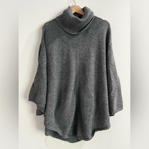 FILALTO Fine Baby Alpaca Cape Poncho Mock Neck Grey Pockets Italian Sustainable